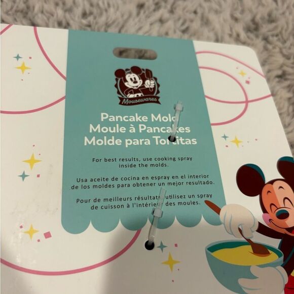 Disney Pancake Mold Set - Purple and Green - Picture 4 of 6